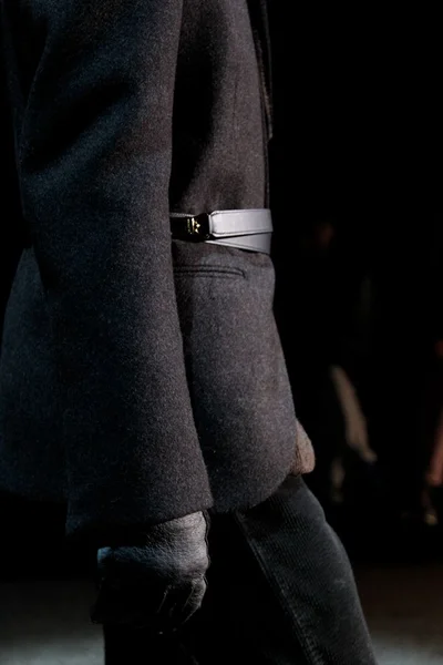 Look 30